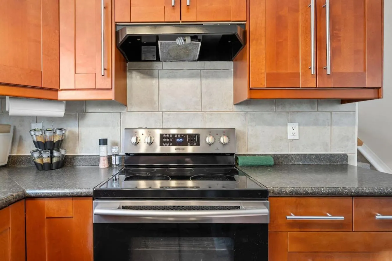 Cozy Modern Pet Friendly Homes Calgary Canada